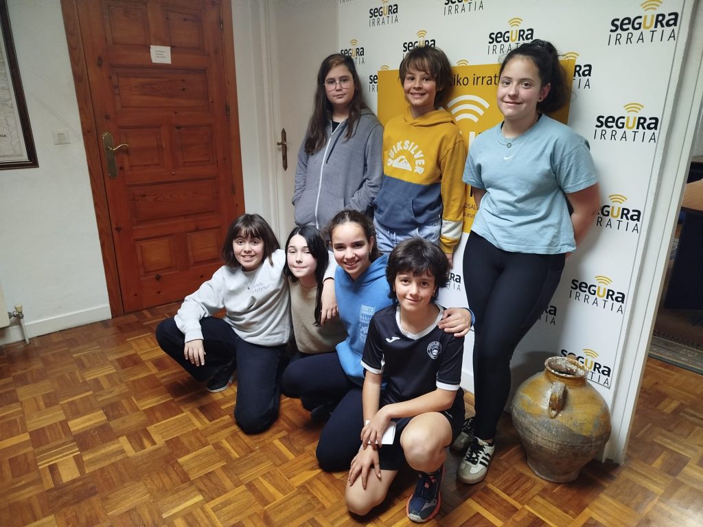 IPARRA HEGOA EKIMENA/HAURRAK